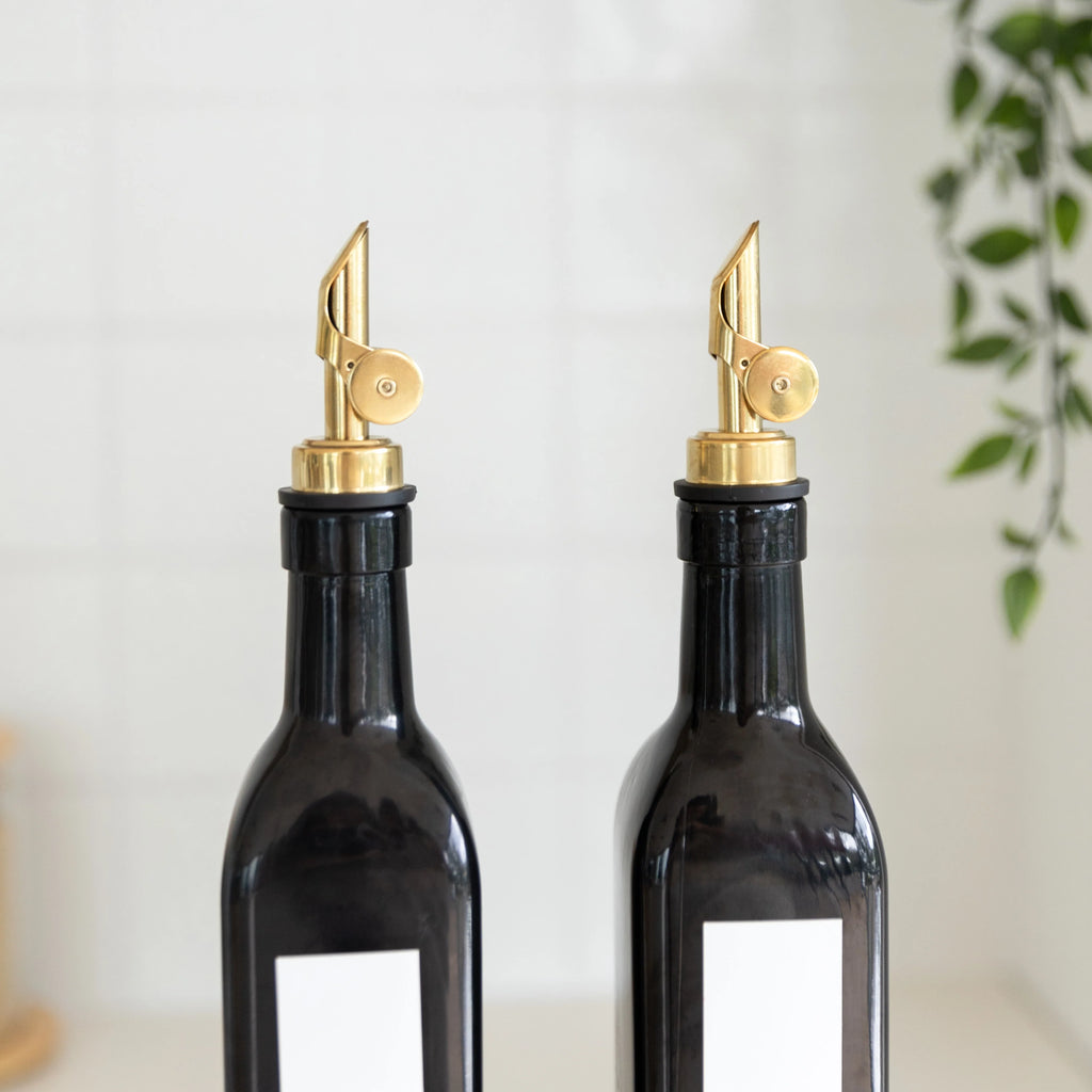 Black Oil & Vinegar Bottle with Gold Pourer - 500ml
