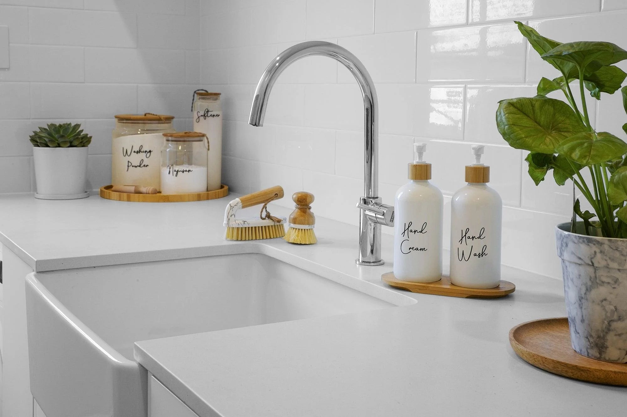 White Glass Pump Bottles with Bamboo Tray - 500ml